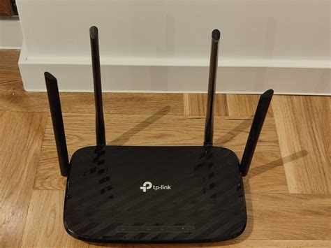 Рутер модел TP-Link Archer C6 AC 1200 Wireless Mu-Mimo Gigabit гр ...