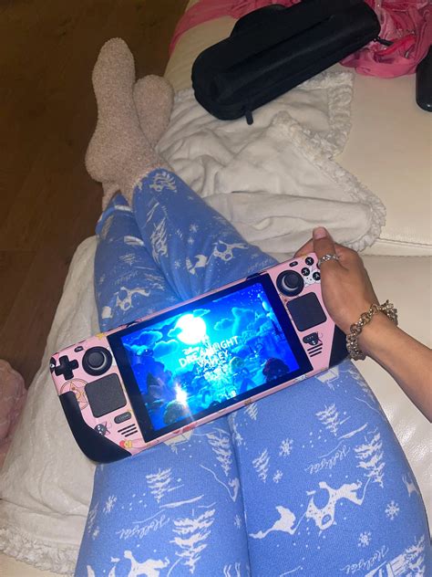 SUNPI🍄 on Twitter: "The adventure begins 🤭 #DisneyDreamlightValley I