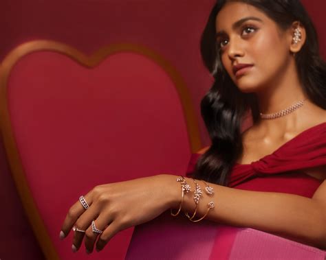Valentine Day Week List: Jewellery Styling tips for Valentine Week