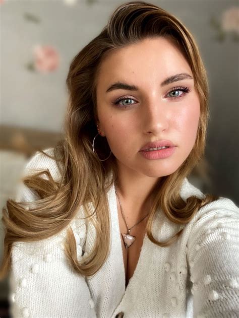 Идея селфи | Fashion face, Fashion, Face