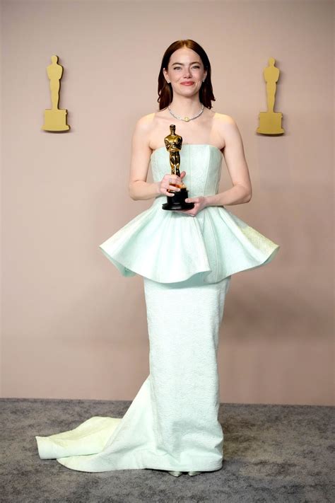 Emma Stone's 2025 Oscars Red Carpet Louis Vuitton Dress Showers Her