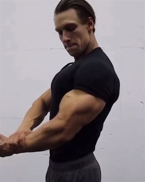 24 Best Huge biceps ideas | huge biceps, biceps, bodybuilding