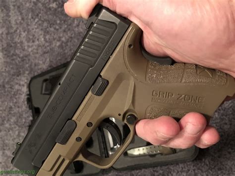 Gunlistings.org - Pistols Springfield XD9 Subcompact Mod2 FDE