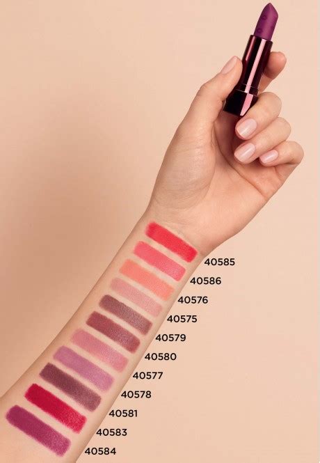 Полуматовая губная помада Velvet Kiss 40575 - 40586 купить по цене 399 ...