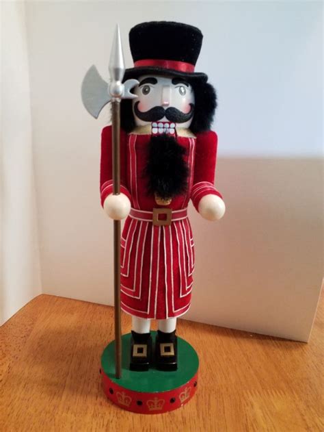 Nutcracker Village England | Novelty lamp, Decor, Nutcracker