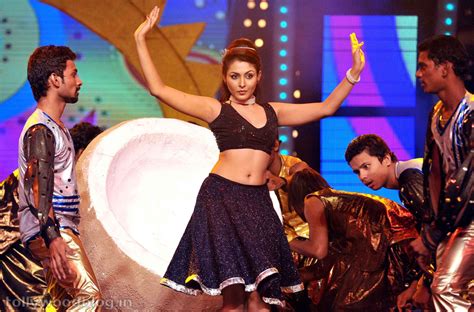 actress hot dance performance  cinemaa awards
