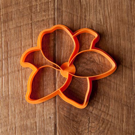 flower cookie cutters lily cookie cutter fondant cutter etsy