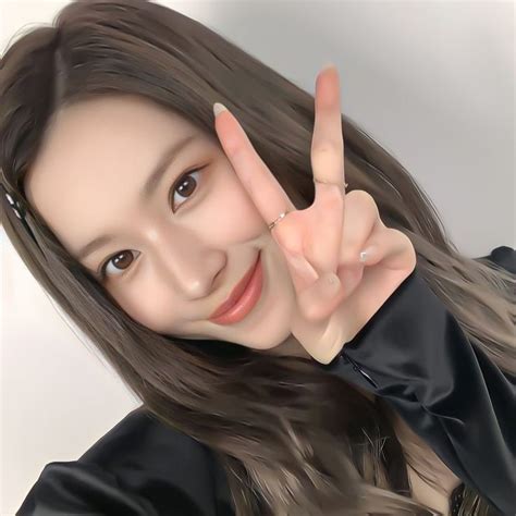 Sana ☆🐿️ | Sana, Fotos de grupo de chicas, Mi novia hermosa