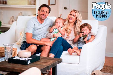 ryan lochte  wife kayla  talking    kids total