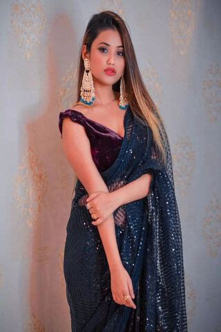 Aisha Wallpaper - Download to your mobile from PHONEKY