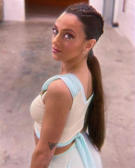 Instagram model Nikoletta for VIP escort.