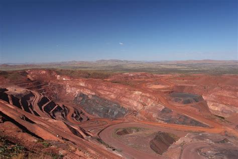iron ore  australia inn