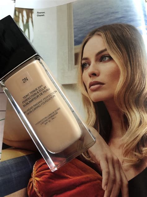 Красивый, сияющий ровный тон вместе с Dior Forever Skin Glow Fluid SPF ...