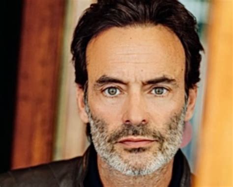 Anthony Delon età altezza peso e vita privata: le parole sul padre ...