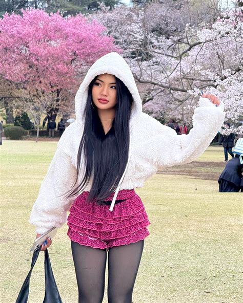 Praewonly (@praew_1999p) • Instagram photos and videos