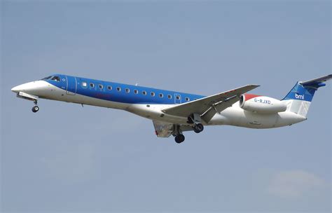 Embraer ERJ-145, pictures, technical data, history - Barrie Aircraft Museum