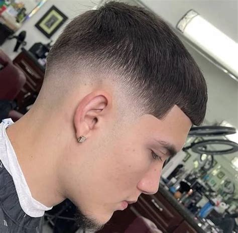 Low Fade Baixo Em Cima - Low fade em Cabelo Liso : 57 Inspirações – Dicas de Cabelo