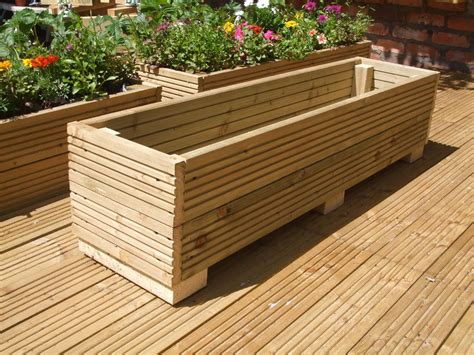 outdoor cedar wood planters
