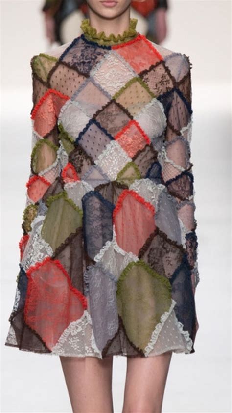 Pin by Didinovaa on Вдохновленные наряды | Colorful fashion, Nice ...