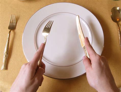 How To Eat Food With A Fork And Knife - Recipes.net