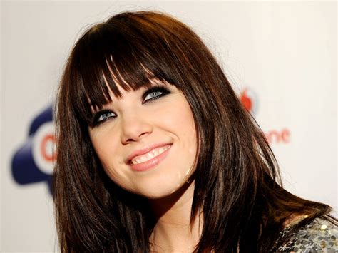 Carly Rae Jepsen tiene nuevo tema – KISS FM