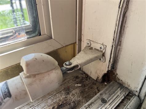 Storm Door Alignment : r/howto