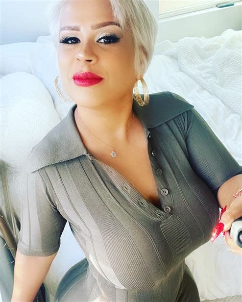 Myra La Chula - Myra La Chula added a new photo.