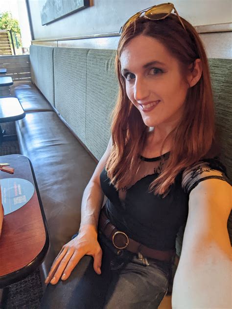 TW Pornstars - Rachael Belle. Twitter. Dinner for 1? Would you keep me