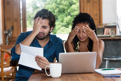 7 of the Dumbest Ways to Borrow Money