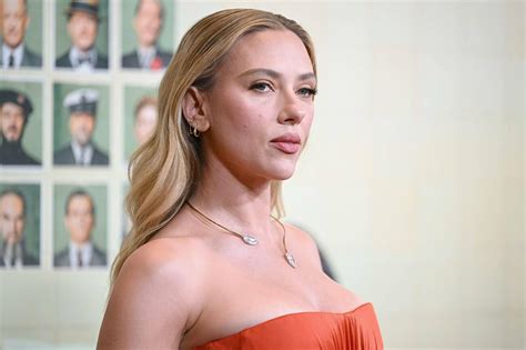 Scarlett Johansson Shines at 'The Phoenician Scheme' Premiere in New