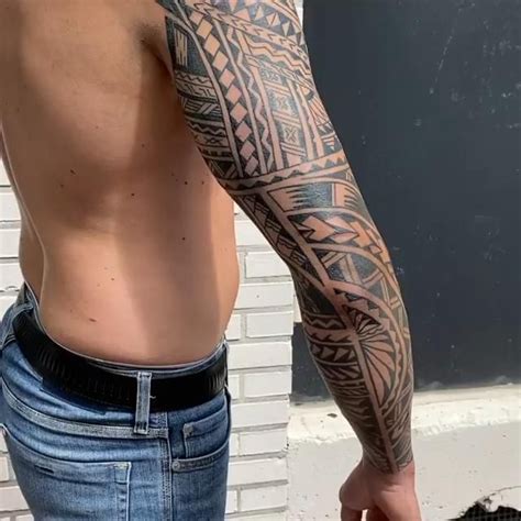 Pin di Gеorgy su Мужские татуировки | Tatuaggi braccio, Idee per ...