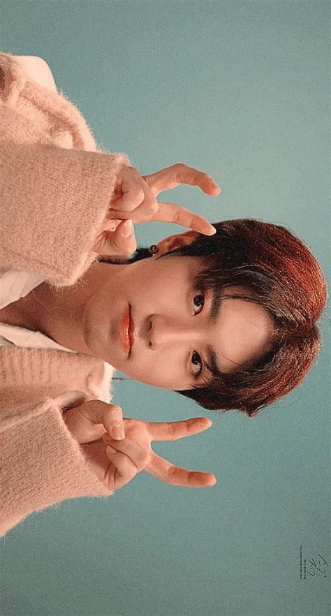 Pin de ENA en stray kids | Fotos rap, Chicos famosos, Ardilla bebé