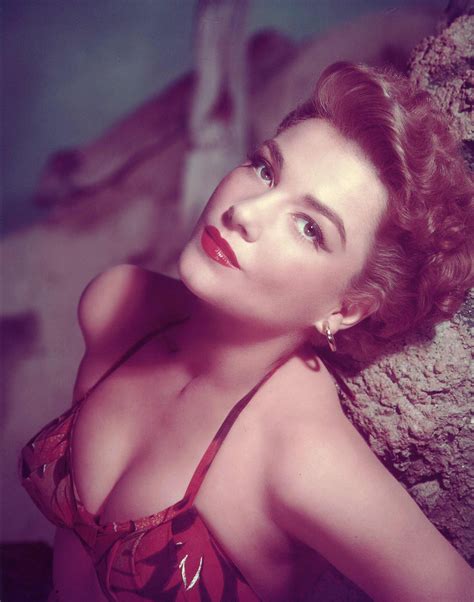Anne Baxter – 24 Femmes Per Second