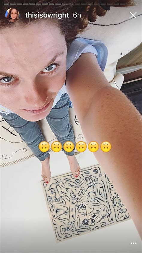 Bonnie Wright | Scrolller