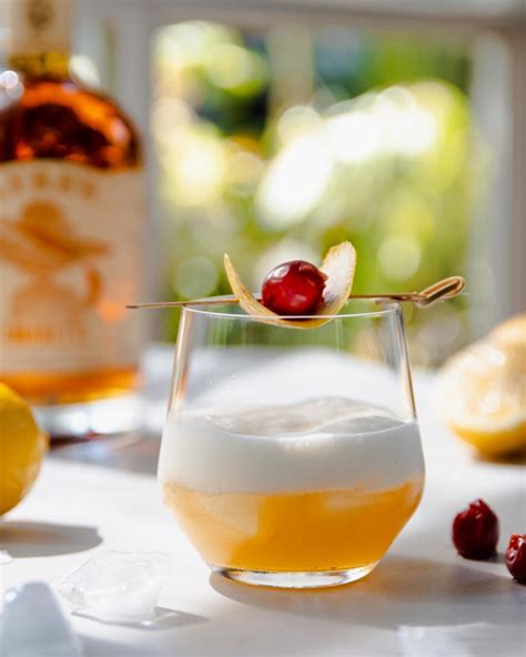 Alcoholvrije Amaretti Sour: In 6 Minuten Klaar | Heerlijke Happen