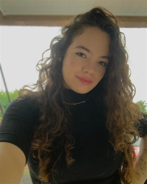 𝕽𝖆𝖖𝖚𝖊𝖑 𝕱𝖎𝖌𝖚𝖊𝖎𝖗𝖊𝖉𝖔 🐍 | Dos stories pro feed 📸 | Instagram