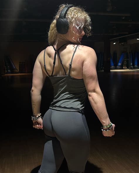 Chloethehokage Nudes