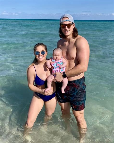 Shawn Johnson Bikini Pictures: Gymnast’s Swimsuit Photos | Life & Style