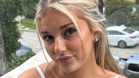 Breckie Hill Onlyfans Leak Nude - King Ice Apps