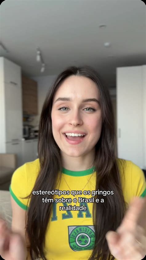 Esteriótipos dos gringos sobre o Brasil 😂🇧🇷 #gringa #brasil #