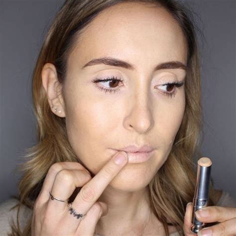 Using Concealer On Lips | Lipstutorial.org