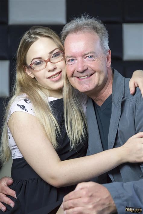 Teens are so happy when they're around oldje! | Scrolller