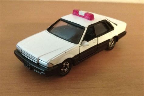 トミカ 日産 セドリック パトカー 日本製 - メルカリ