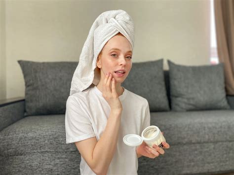 Micellar Water: Benefits, Uses & Expert Tips for All Skin Types - Zicail