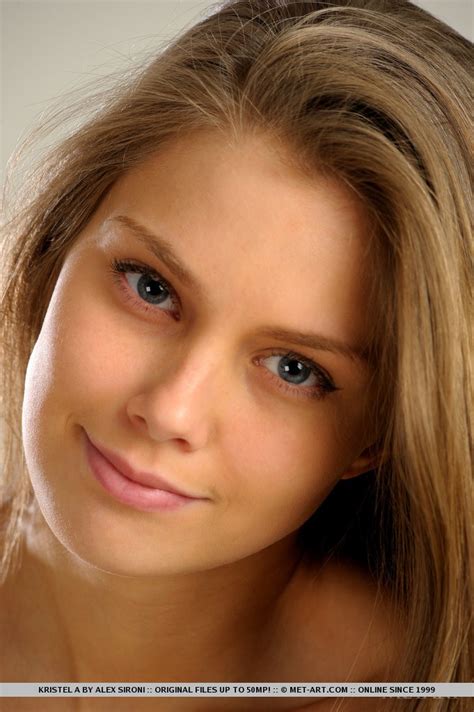 Kristel A Face - Wallpics.Net - Wallpapers, Photos, Pictures, Backgrounds