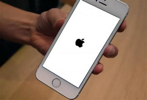 How to Fix iPhone White Screen of Death | Leawo Tutorial Center