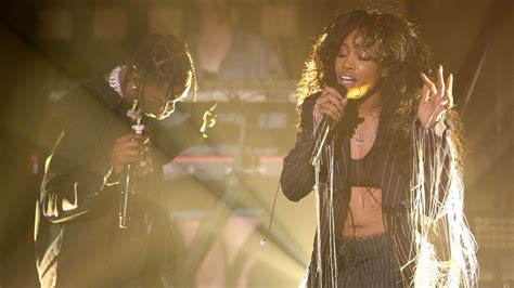 Watch The Tonight Show Starring Jimmy Fallon Highlight: SZA ft. Travis