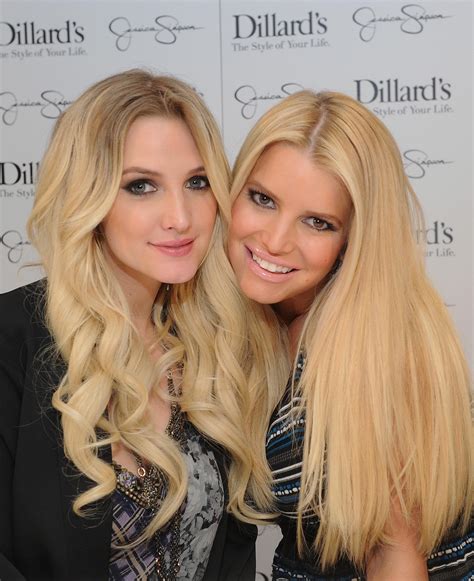 For Jessica & Ashlee Simpson fans : r/Celebs