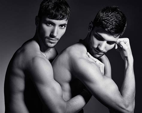 Gémeos Moreira - Contemporâneo 🌹 esta foi a dança mais especial que