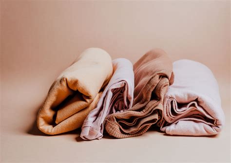 Upcycling Cotton Waste Into Insulation Materials